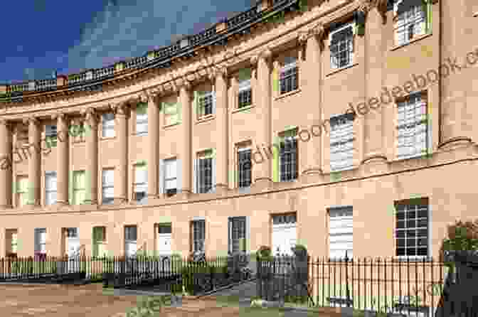 The Royal Crescent, A Sweeping Crescent Of Elegant Georgian Townhouses Bath Travel Highlights: Best Attractions Experiences